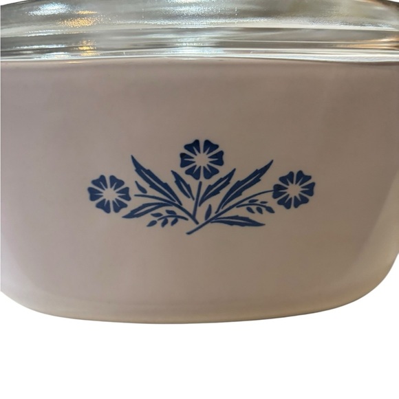 Vintage CorningWare Blue Cornflower 2 1/2 QT P- 2 1/2- B Baking Dish Glass Lid - Picture 2 of 6